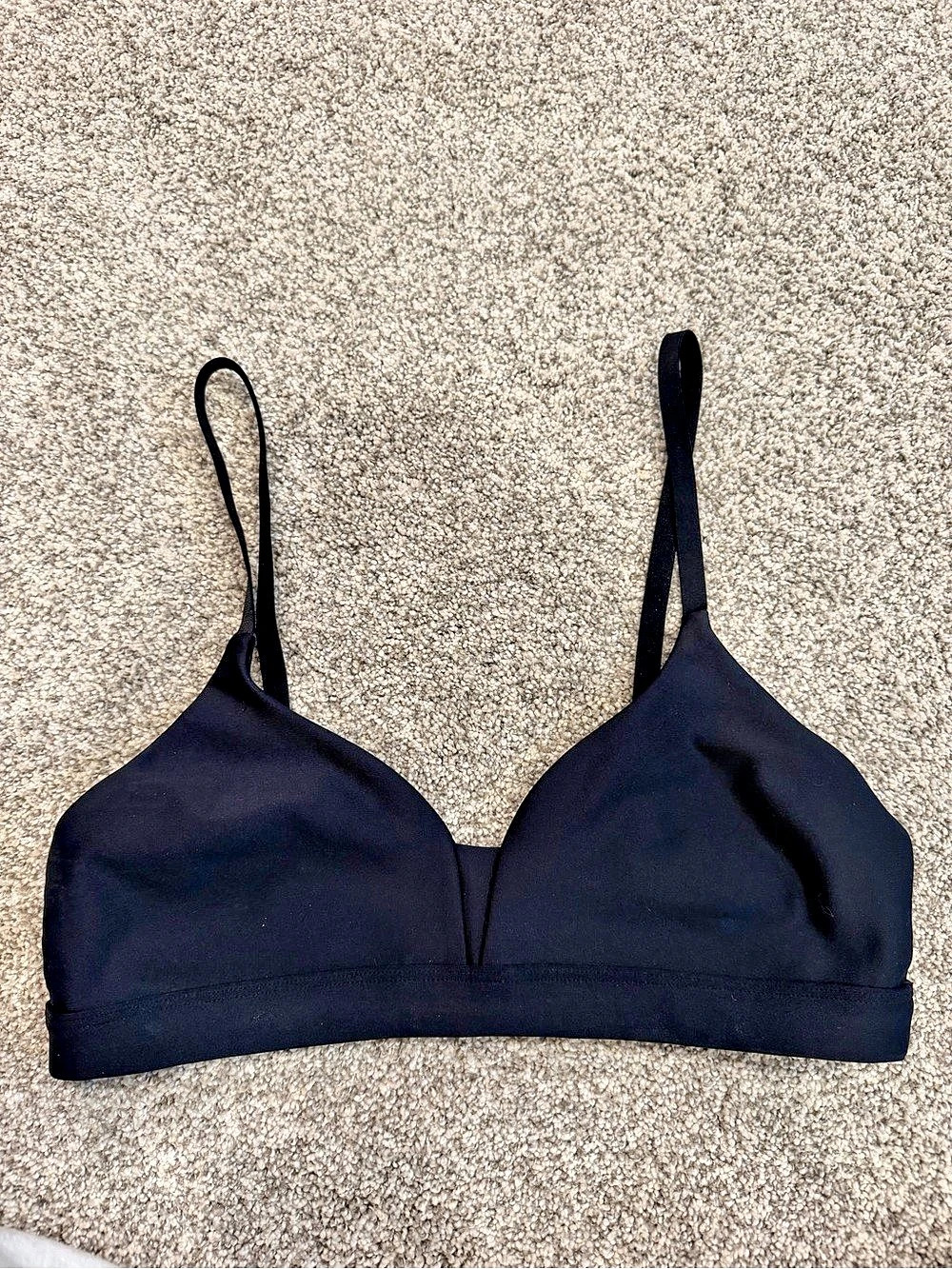 Alo Black Sports Bra